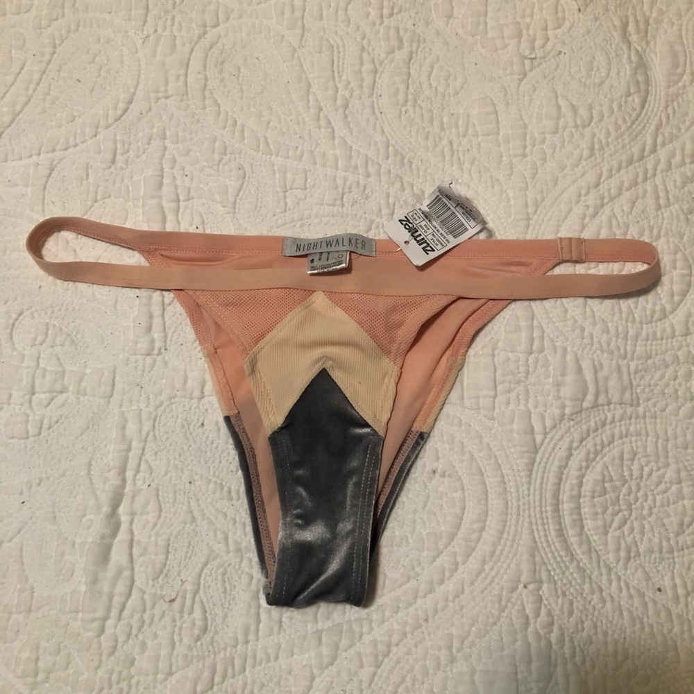 Cheeky bathing suit bottoms